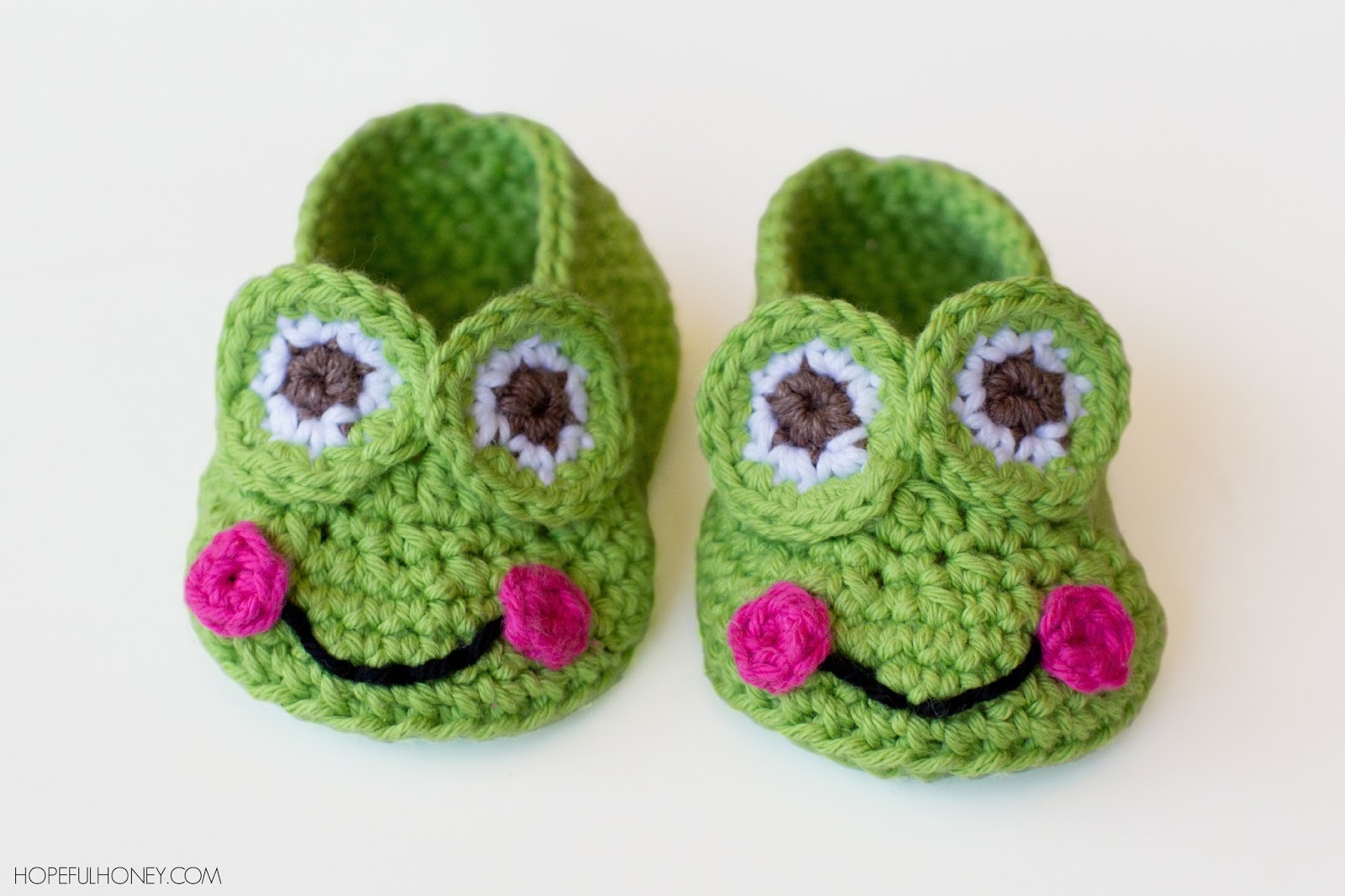 crochet frog slippers