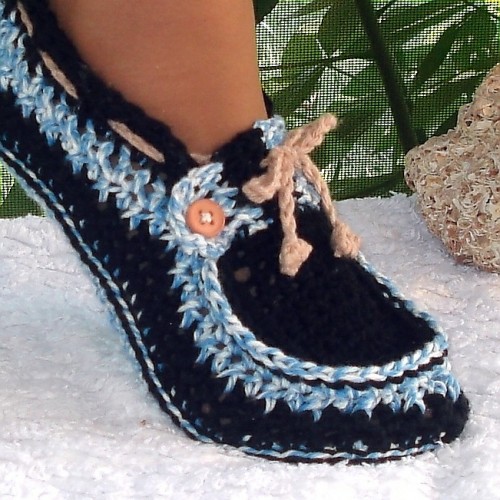 Crochet-Adult-Button-Loafers5