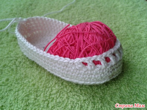 Crochet ribbon tie Baby Shoes06