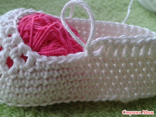 Crochet ribbon tie Baby Shoes10