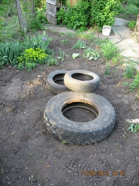 DIY-Garden-Ponds-from-Old-Tires-2