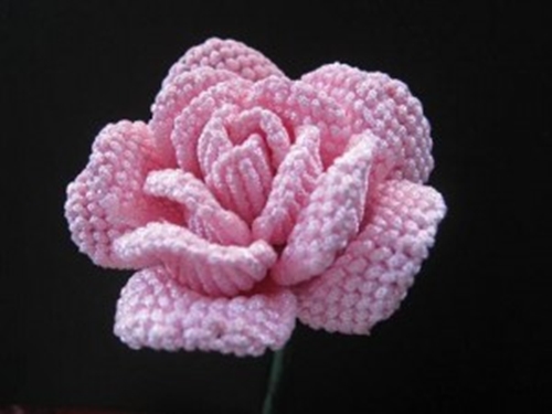 How-to-Weave-Beautiful-Rose-in-the-Art-of-Macrame-4