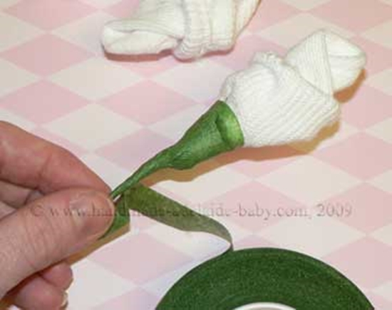 baby-sock-roses-9