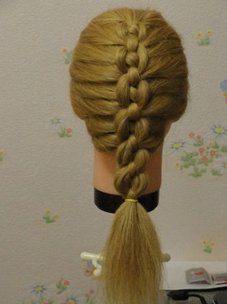 Braided-Chain-Pigtail-Hairstyle-14
