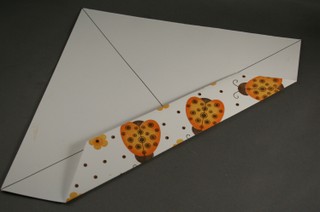 DIY-Paper-origami-gift-box04