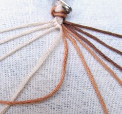 How-to-Weave-DIY-Simple-Bracelet-3