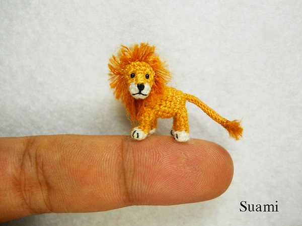 crochet-delicate-miniature-animals-from-japanese-artist-04