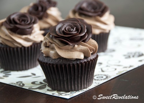 Chocolate-Roses-cupcake 1