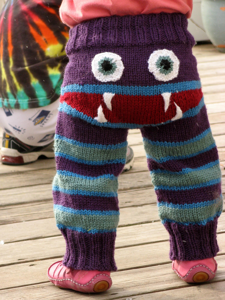 Knitted-Monster-Pants free pattern 4