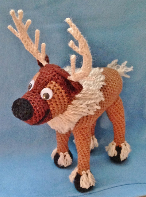 Reindeer-FREE-Crochet-Pattern