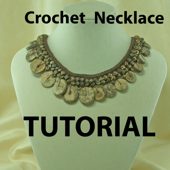 crochet button necklace4