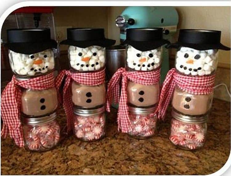 Hot cocoa snowman cute mason jar Christmas gift Wonderful DIY Hot Cocoa Snowman Gift for Christmas