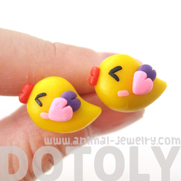 baby-chicken-bird-shaped-animal-themed-polymer-clay-stud-earrings-dotoly-jewelry_grande