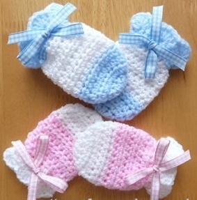 baby mitten crochet pattern-wonderfuldiy-crop