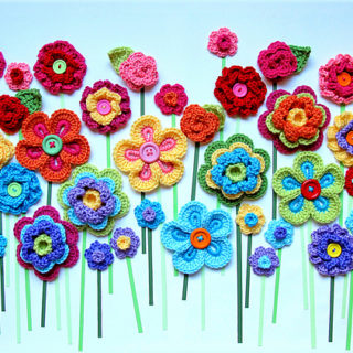 Fabulous Crochet Button Flowers – Bright, Beautiful and Easy to Make