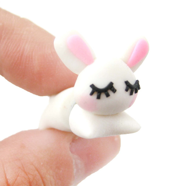 handmade-sleepy-bunny-rabbit-animal-fake-gauge-polymer-clay-stud-earring_grande