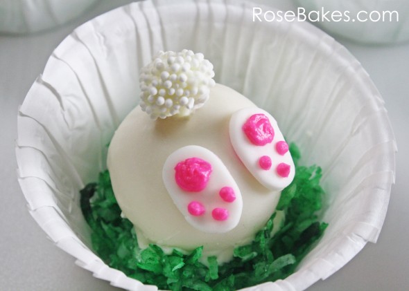 Bunny Tail Cake Balls wonderfuldiy1 25 Wonderful DIY  Easter Bunny Cakes