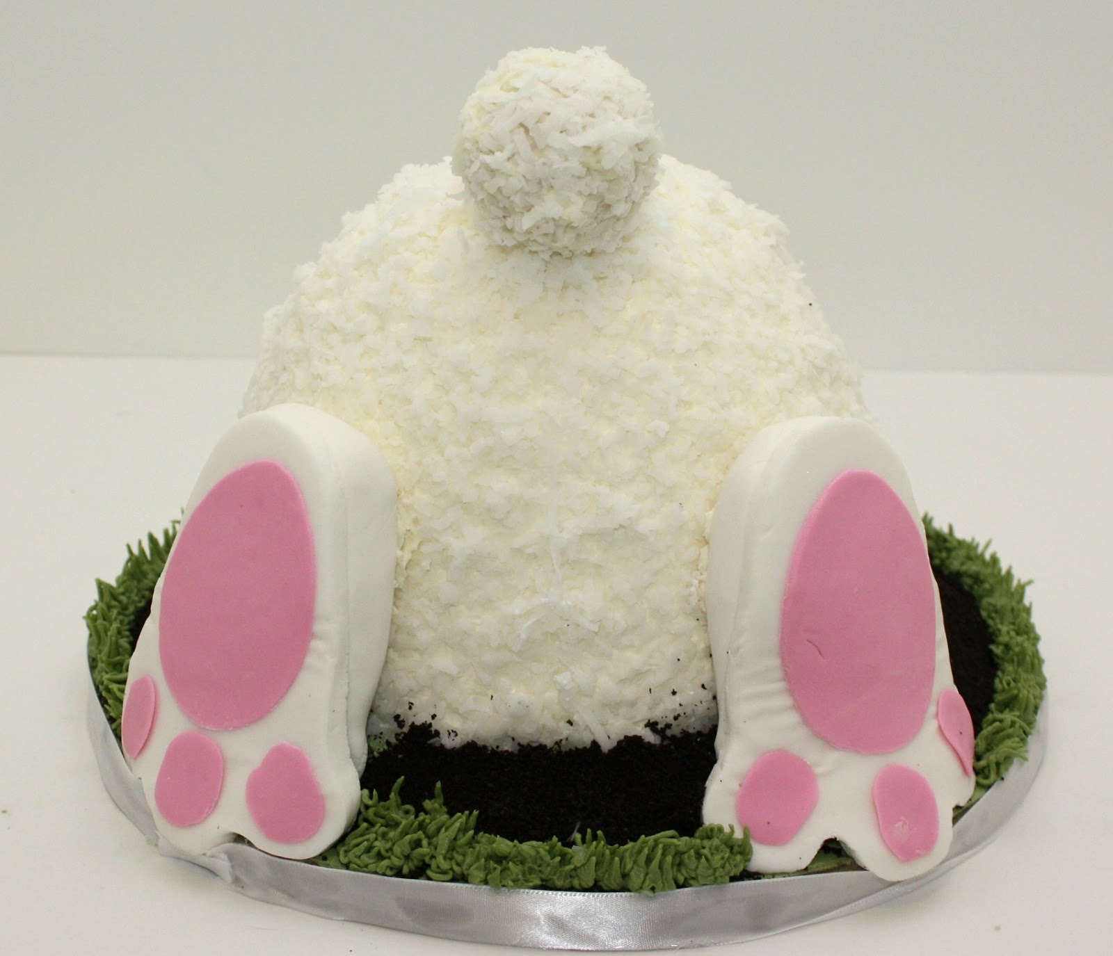 Easter-Bunny-Cake -wonderfuldiy10