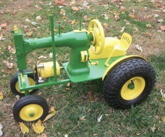 John-Deere-Sewing-Machine-Tractor-wonerfuldiy2