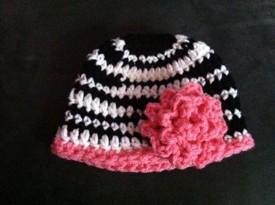 crochet newborn baby zeba hat-blanket-free-pattern-wonderfuldiy2