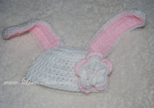 Easter-Bunny-Floppy-Ears-Free-Crochet-Pattern-woderfuldiy4