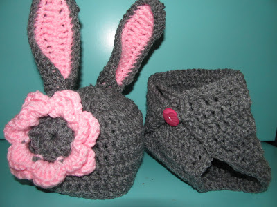 Easter-Bunny-Floppy-Ears-Free-Crochet-Pattern-woderfuldiy7