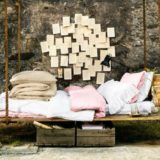 DIY Pallet Swing Beds Bring Relaxation to Your Home