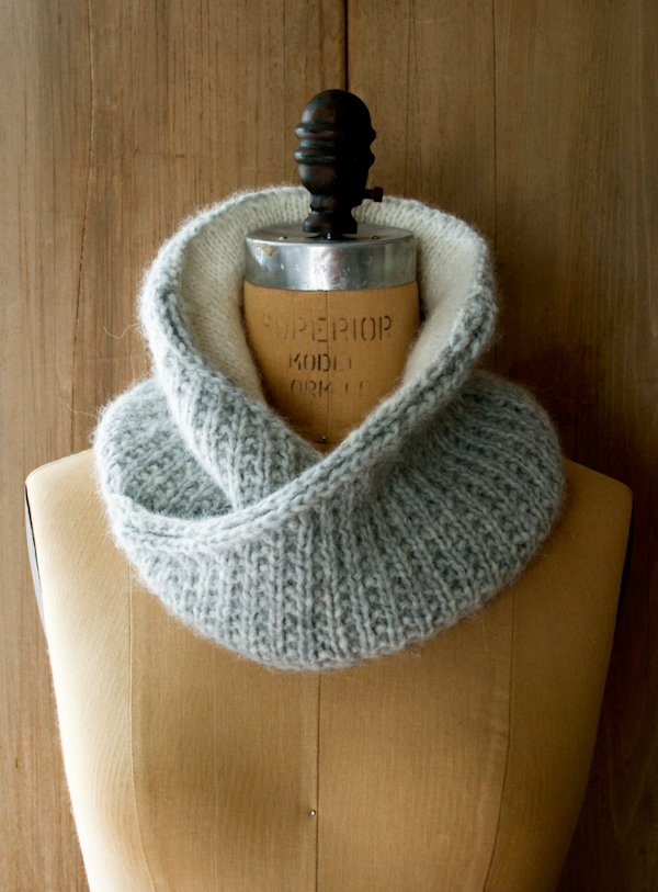 Out of Gift Ideas? Try These Cozy DIY Knit Scarves!
