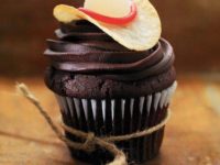 cowboy cupcake 200x150 15 Deliciously Fun Snacks for Kids Parties