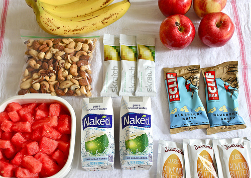 healthy-travel-snacks