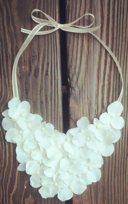 Floral bib necklace