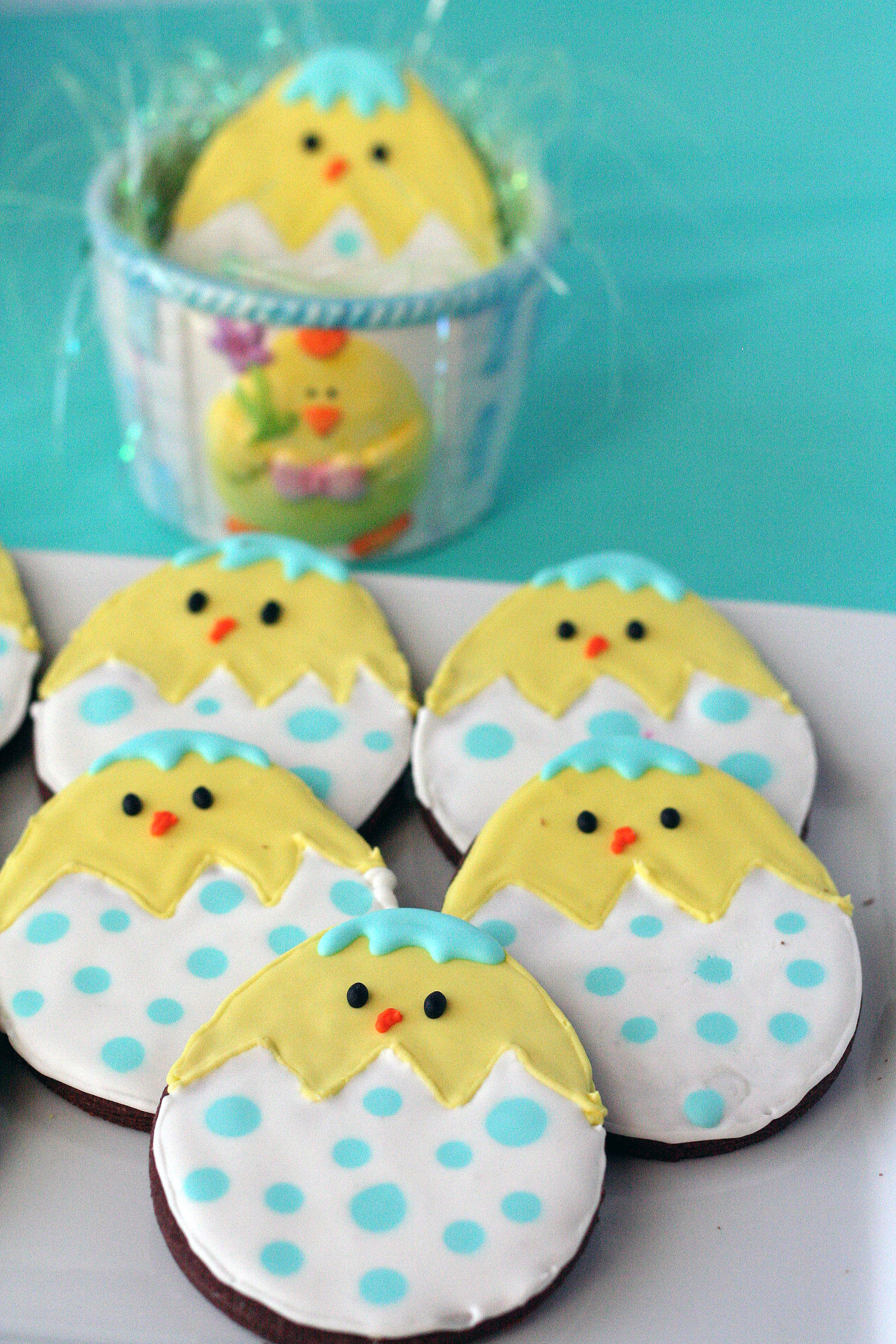 Hatching chick cookies
