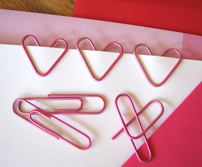 Heart-shaped page markers