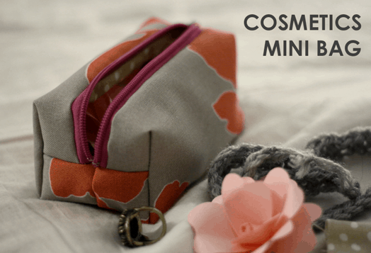 Mini cosmetics bag