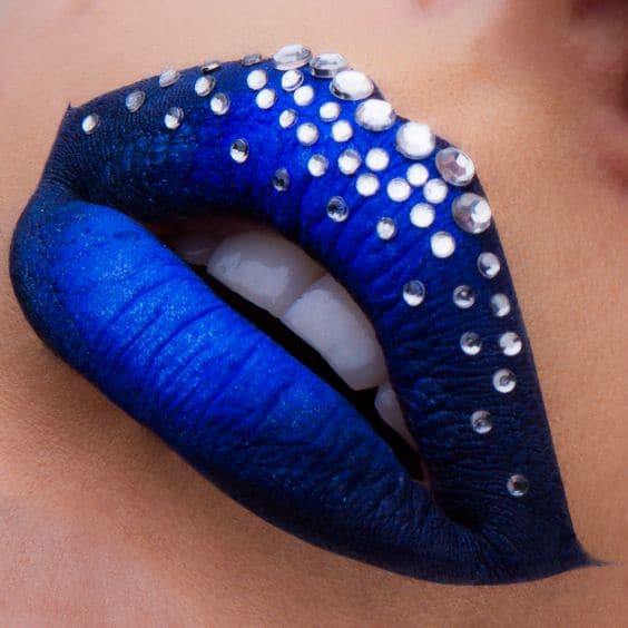 Semi-rhinestoned lips with blue