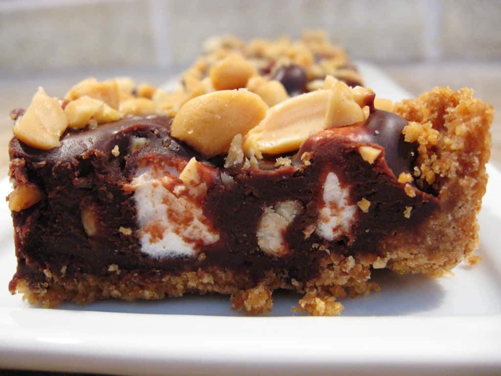 S’more nut bars