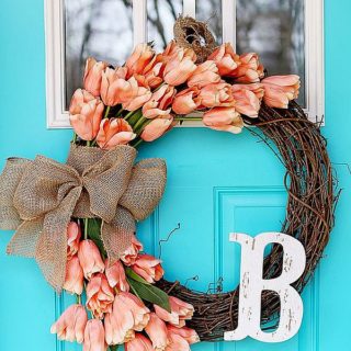 9 DIY Floral Wreaths To Fall In Love With