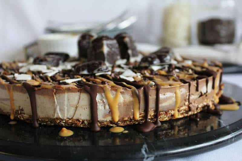 Raw chocolate chunk cheesecake with peanut butter and coconut