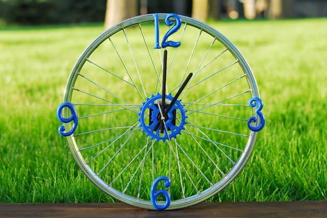 bicycle Timing it Just Right: 10 Delightful DIY Wall Clocks