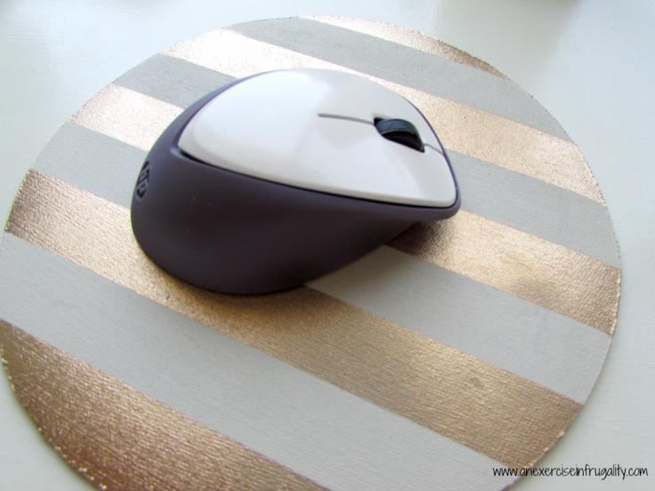 Gold Striped Mouse Pad