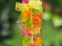 Gummy bear gel candle. 200x150 DIY Gel Candle Designs You’ll Love