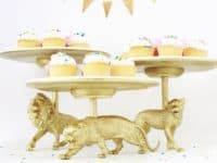 Wild Cat Cake Stand 200x150 11 Trendy DIY Cake Stands