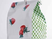 DIY oilcloth lunch bags 200x150 Eating in Style: 15 Reusable Snack and Lunch Bag Designs