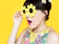 Daisy Sunglasses 200x150 Summer Shades: DIY Sunglasses For Every Style