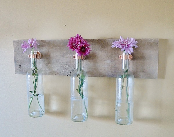 Wall hanging flower vase