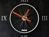 Yard stick and bicycle wheel clock 200x150 13 Ways to Repurpose Rulers and Yard Sticks