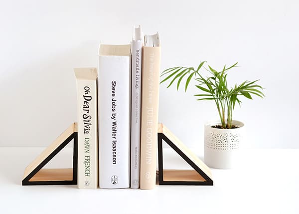 Geo style triangle bookends
