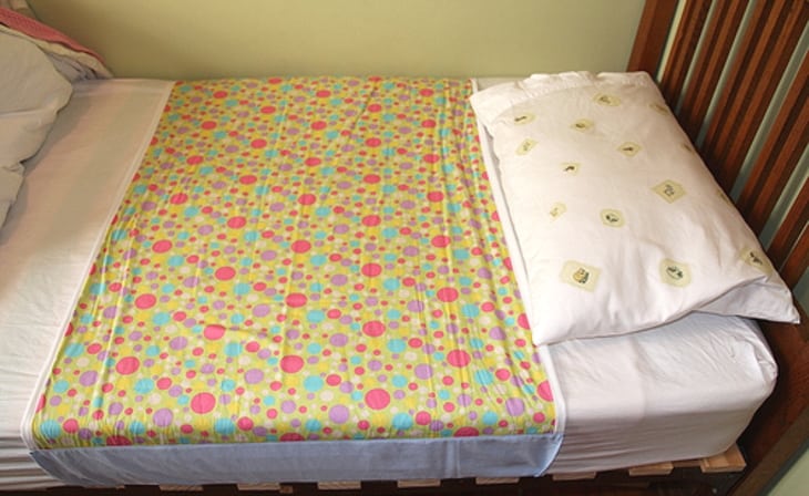 water-proof-bed-liner