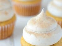 Pumpkin maple cupcakes with cinnamon cream cheese frosting 200x150 Cute and Delicious Fall Cupcakes to Keep You Cheerful in Chilly Weather