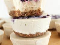 Tiny Cheesecakes 200x150 Simply Irresistible: 15 Vegan Cheesecake Recipes to Swoon Over!